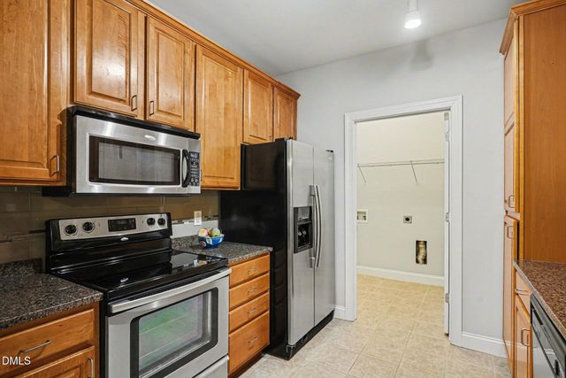 2810 Bedford Green Drive 305, Raleigh, NC 27604