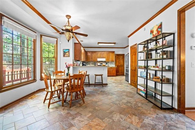 215 Highview Trace, Fayetteville, GA 30215