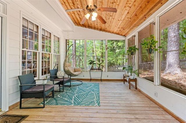 215 Highview Trace, Fayetteville, GA 30215