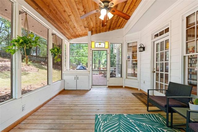 215 Highview Trace, Fayetteville, GA 30215