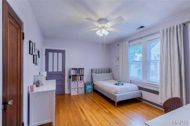 5408 Tholozan Avenue, St Louis, MO 63109