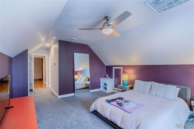 5408 Tholozan Avenue, St Louis, MO 63109