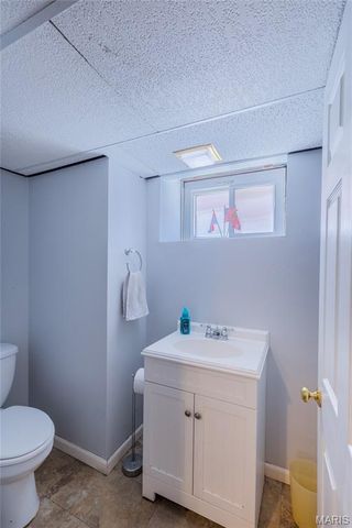5408 Tholozan Avenue, St Louis, MO 63109