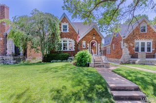 5408 Tholozan Avenue, St Louis, MO 63109