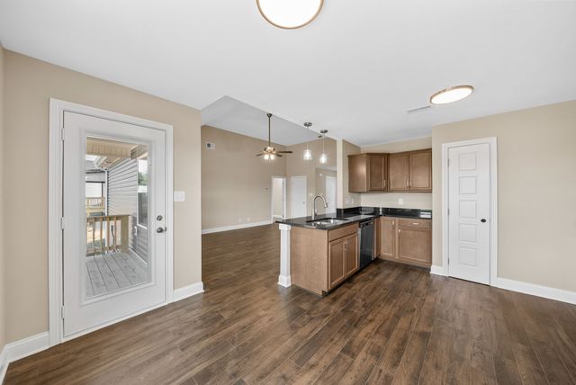 34 Echo Ridge, Oak Grove, KY 42262