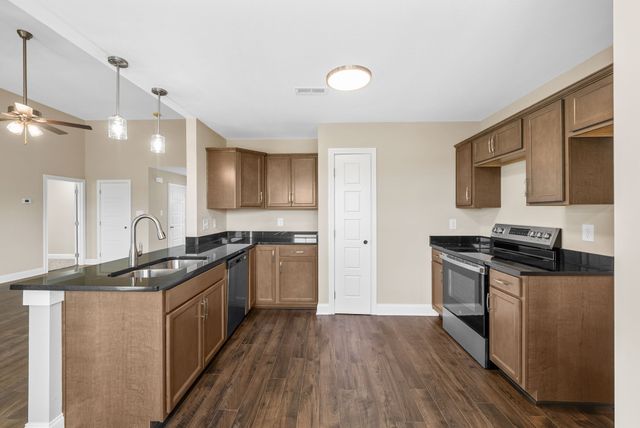 34 Echo Ridge, Oak Grove, KY 42262