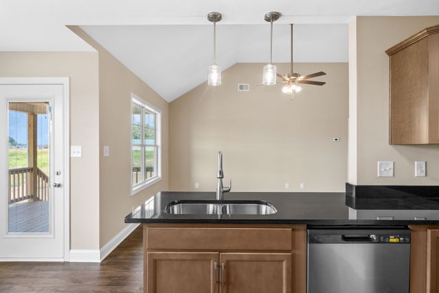 34 Echo Ridge, Oak Grove, KY 42262