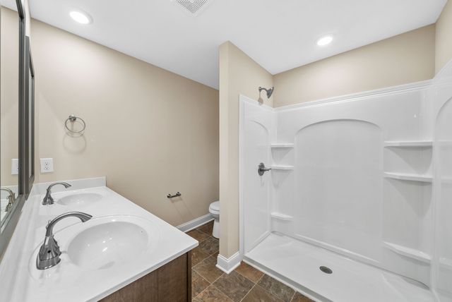 34 Echo Ridge, Oak Grove, KY 42262