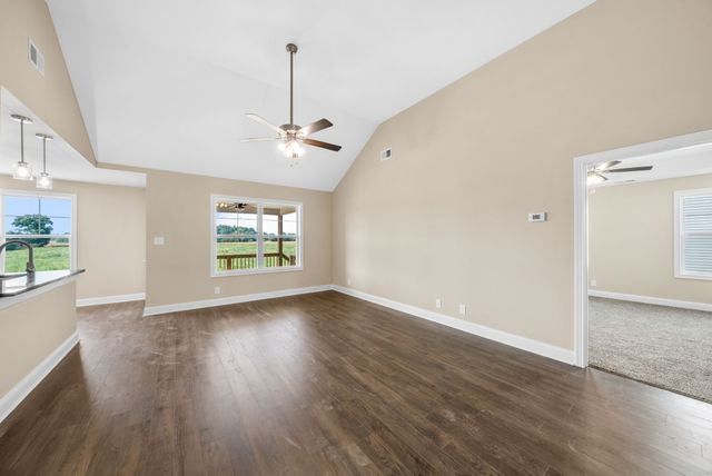 34 Echo Ridge, Oak Grove, KY 42262