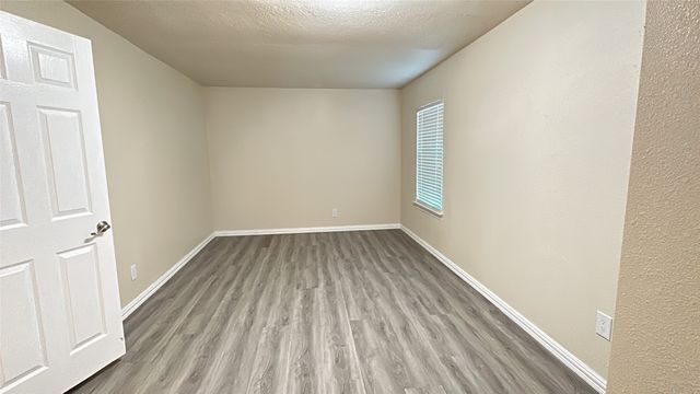 4706 Sachse Road, Sachse, TX 75048