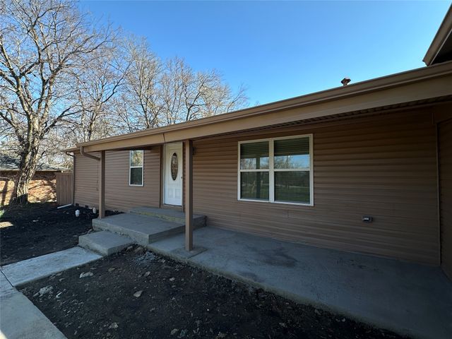 4706 Sachse Road, Sachse, TX 75048