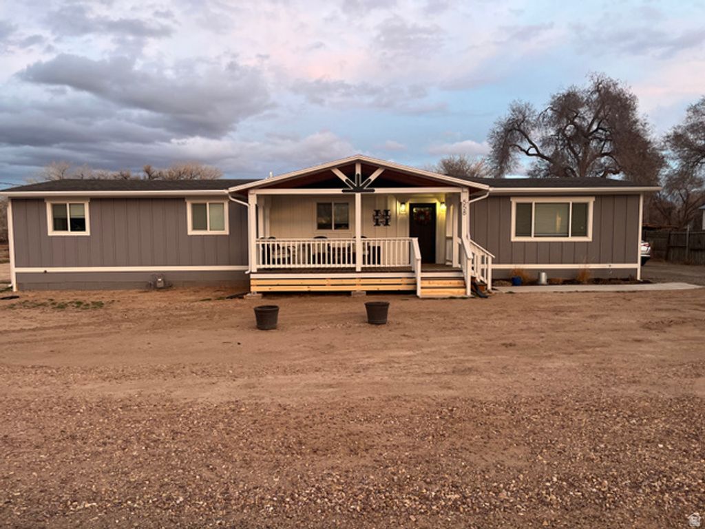 Image 1 of property listing at 558 N NORTH CRESCENT, Roosevelt, UT 84066