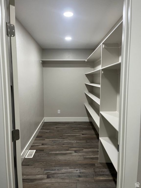 Image 25 of property listing at 558 N NORTH CRESCENT, Roosevelt, UT 84066