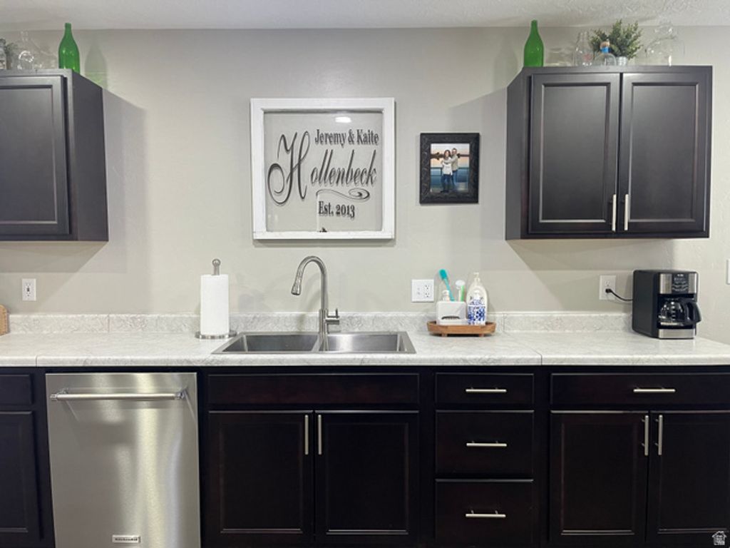 Image 28 of property listing at 558 N NORTH CRESCENT, Roosevelt, UT 84066