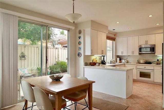12944 Maxwell Drive, Tustin, CA 92782