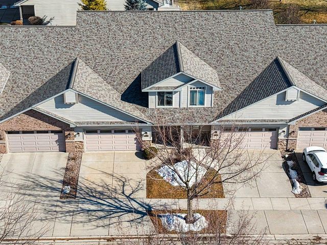 1274 BAYPORT TERRACE, Green Bay, WI 54313