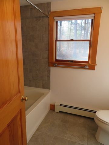 103 King Philip Rd, Norton, MA 02766