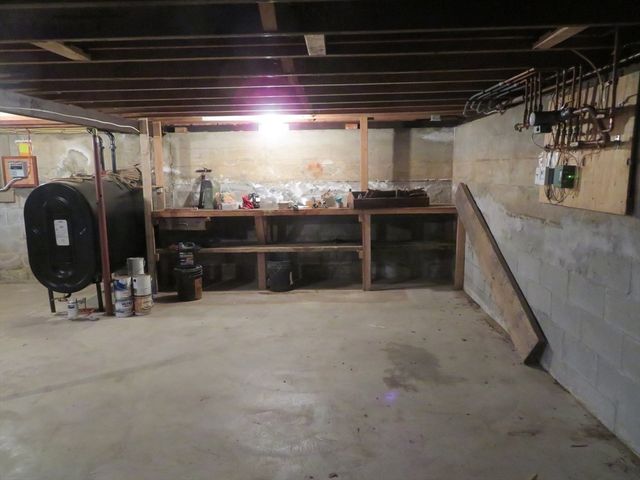 103 King Philip Rd, Norton, MA 02766