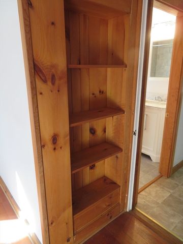 103 King Philip Rd, Norton, MA 02766