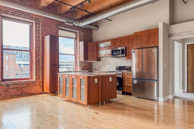 150 E Main Street, 304, Columbus, OH 43215