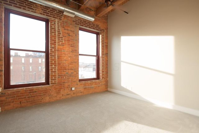 150 E Main Street, 304, Columbus, OH 43215