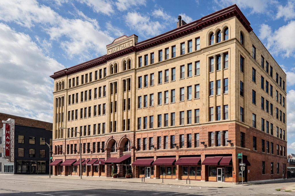 150 E Main Street, 304, Columbus, OH 43215