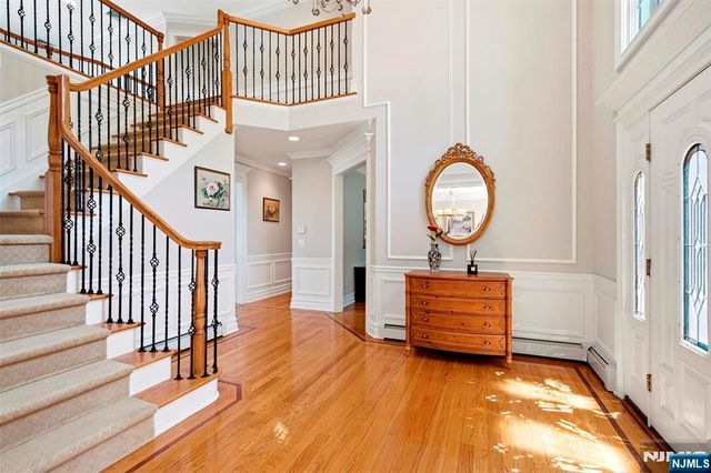 18 Henmar Drive, Closter, NJ 07624