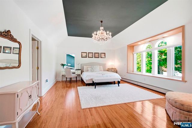 18 Henmar Drive, Closter, NJ 07624