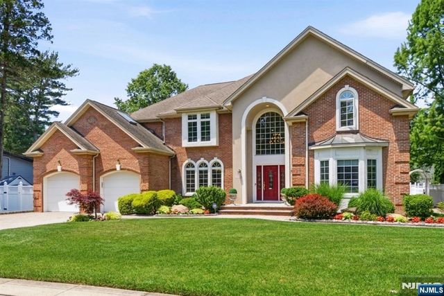 18 Henmar Drive, Closter, NJ 07624