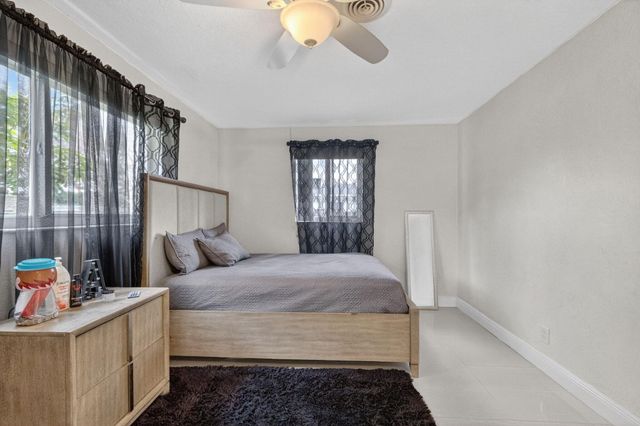 6980 NW 6th Street, Plantation, FL 33317