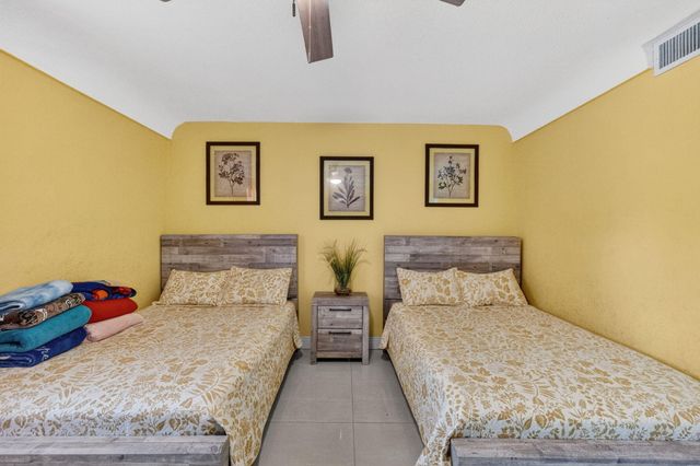 6980 NW 6th Street, Plantation, FL 33317