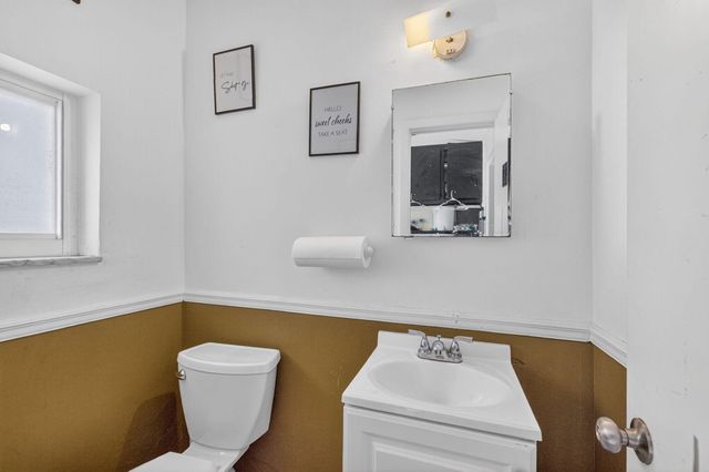 6980 NW 6th Street, Plantation, FL 33317