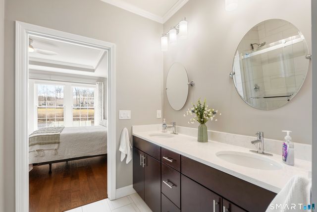 731 Championship Drive 731, Oxford, CT 06478