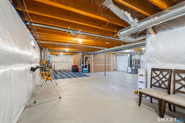 731 Championship Drive 731, Oxford, CT 06478