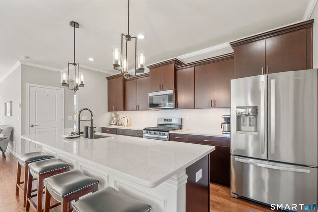 731 Championship Drive 731, Oxford, CT 06478