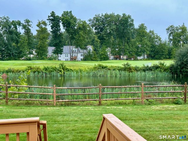 731 Championship Drive 731, Oxford, CT 06478