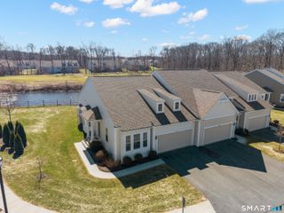 731 Championship Drive 731, Oxford, CT 06478