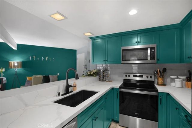 2773 Pine Creek, Fullerton, CA 92835