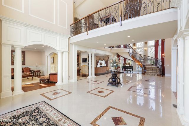 19 Embry Farm Road, Marlboro, NJ 07746