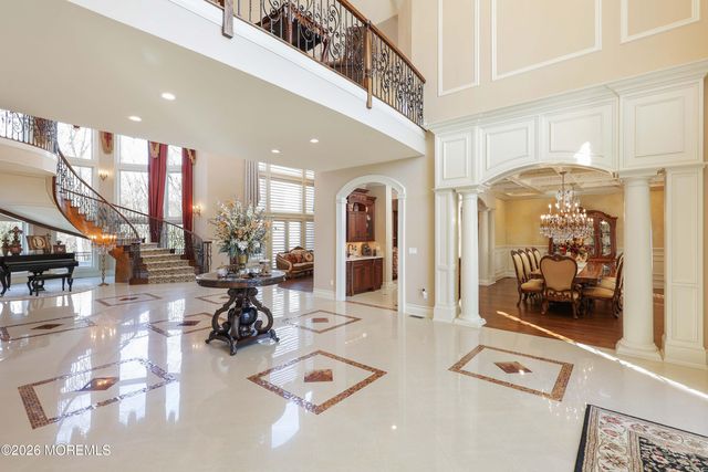 19 Embry Farm Road, Marlboro, NJ 07746