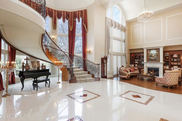 19 Embry Farm Road, Marlboro, NJ 07746