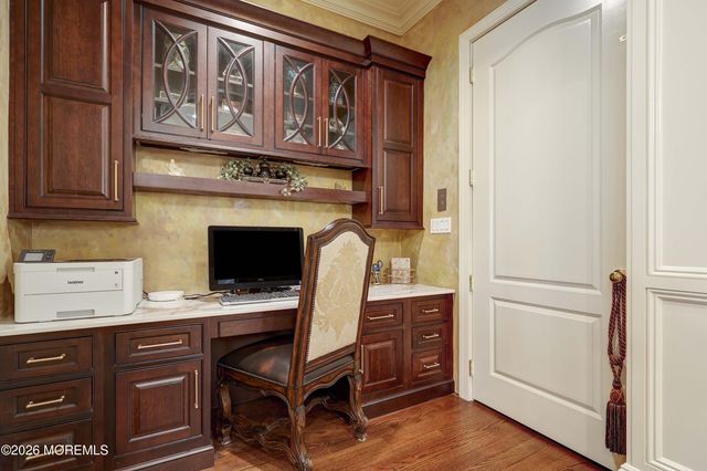 19 Embry Farm Road, Marlboro, NJ 07746