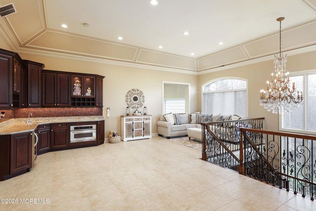 19 Embry Farm Road, Marlboro, NJ 07746