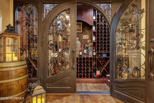 19 Embry Farm Road, Marlboro, NJ 07746