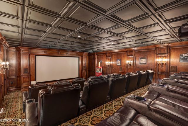 19 Embry Farm Road, Marlboro, NJ 07746