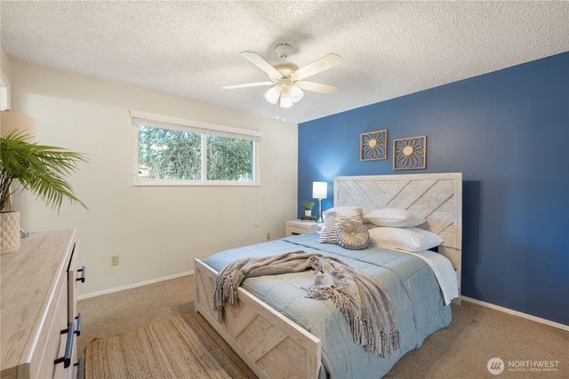 2037 NE Ridgewood Drive, Poulsbo, WA 98370