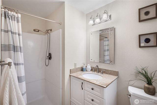 2037 NE Ridgewood Drive, Poulsbo, WA 98370