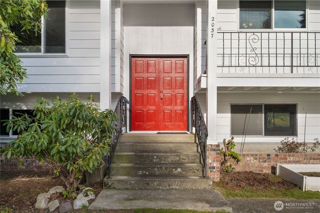 2037 NE Ridgewood Drive, Poulsbo, WA 98370