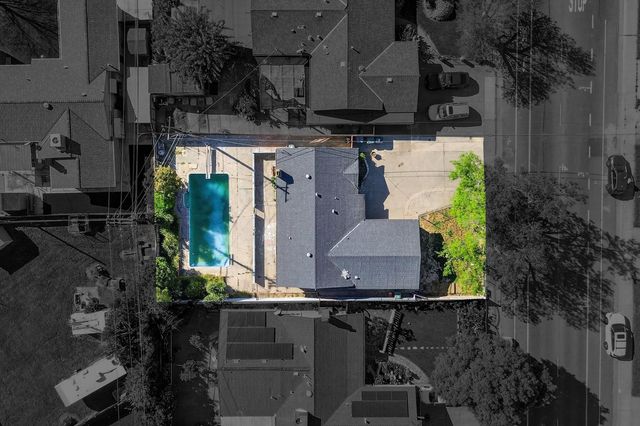 6741 Steiner Dr, Sacramento, CA 95823