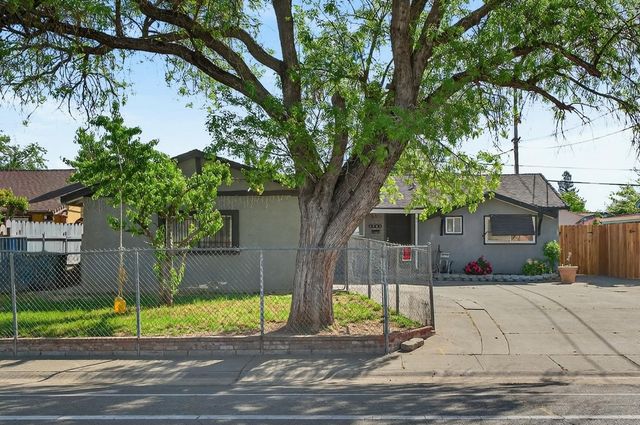 6741 Steiner Dr, Sacramento, CA 95823